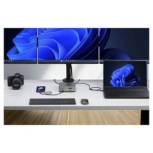 StarTech Thunderbolt 5 Dockingstation DP und HDMI 3-Monitor Dock bis 4K 144Hz oder Dual 8K 60Hz 5x USB-Ports 140W Laptop-Ladung