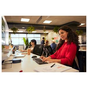 HP 725 Multi-Device Wireless Keyboard and Mouse Combo