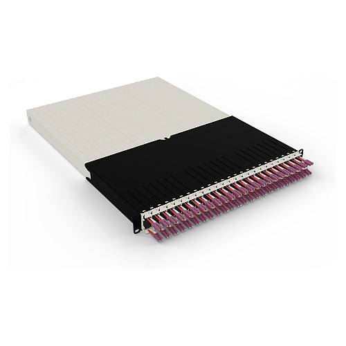 Patchbox patchbox.one Kabeleinzugssystem 30RU/OM4 (1.8 m) mit 24 Kassetten. LWL OM4. LC-LC. Kabel erikaviolett