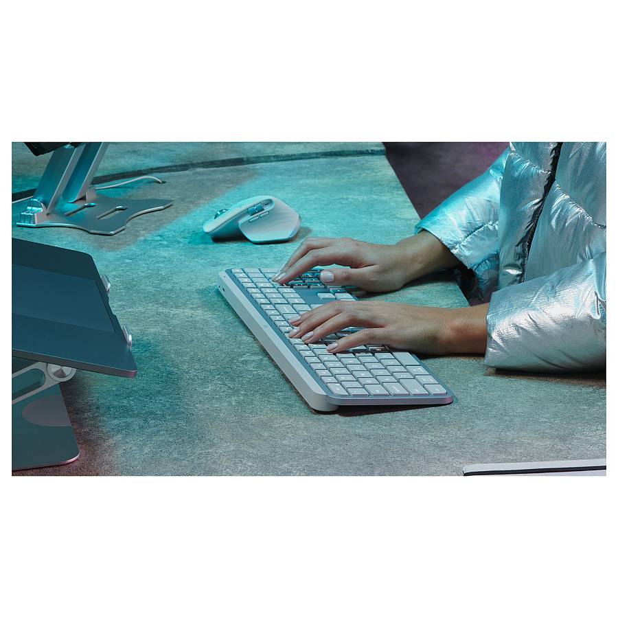 Logitech MX Keys S - Keyboard with Backlight - pale gray